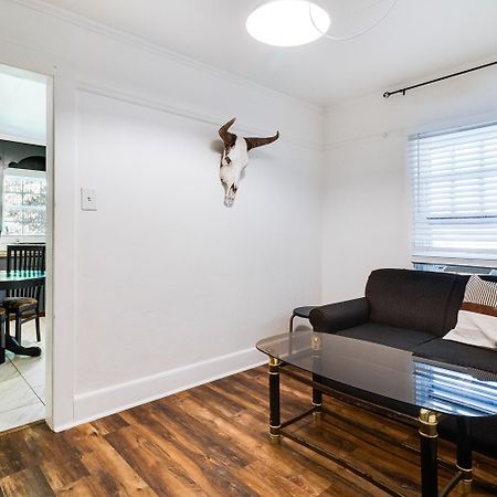 Lafayette At Your Doorstep, Private Rm Exterior foto